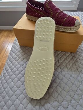 Tod's Burgundy Laser-Cut Leather Espadrille Slip-On